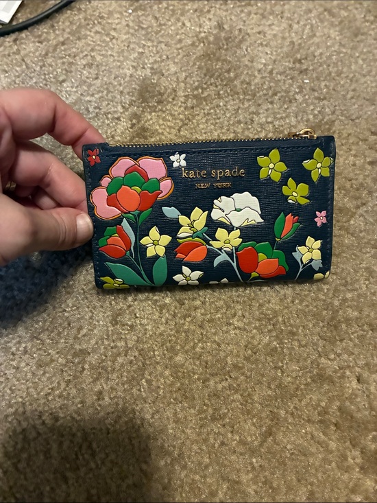 kate spade Handbags - Kate Spade- Navy Floral Bi-fold and zip with Multicolor Blooms